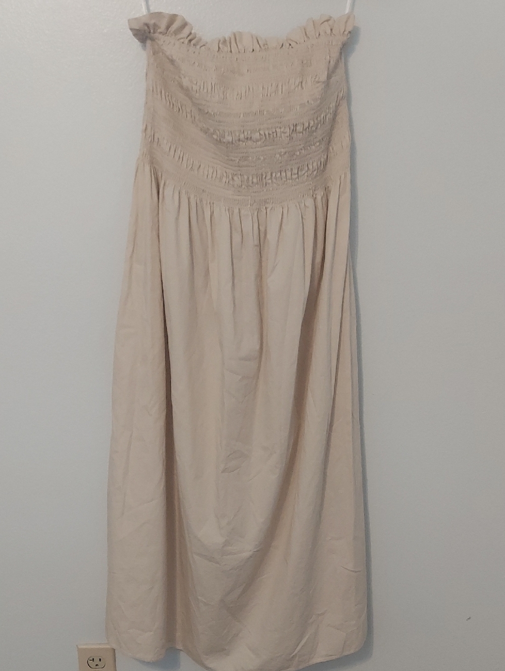 H&M Strapless Smocked Maxi Dress Light Beige 100% Cotton Size M - Picture 3 of 8